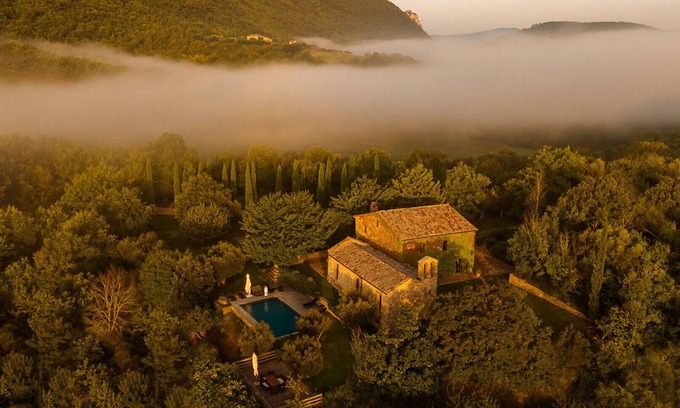 San Giovanni del Pantano Villa | La Chiesetta by Miani Group