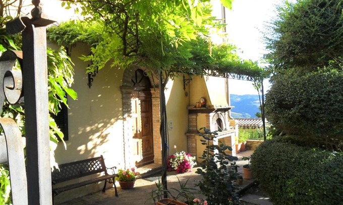 Valfabbrica Bed & Breakfast | La Cinci Allegra