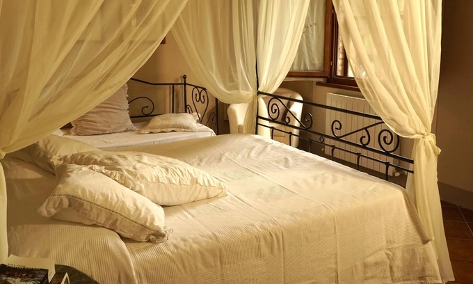 Pozzuolo House | LA CONTEA 4 - APARTMENT 4 + 2 PLACES - POOL