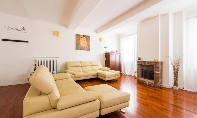 Old Town Apartment | La Corte del Duca