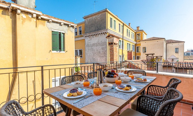 San Marco Apartment | La Dimora di San Maurizio 4