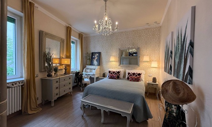 Borgo Trento Apartment | La Dolce Vita - Luxury Verona city Apartment 2 BR, 2 BA with Romantic Balcony