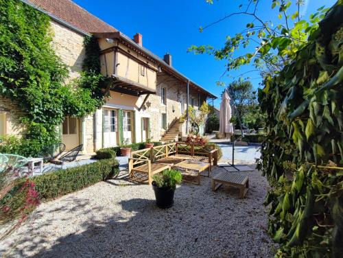 Demigny Bed & Breakfast | La Dominotte