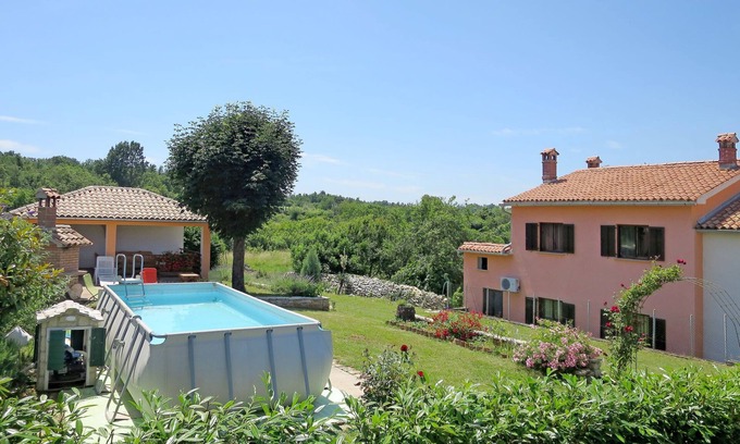 Paradiz House | La Donja by Interhome