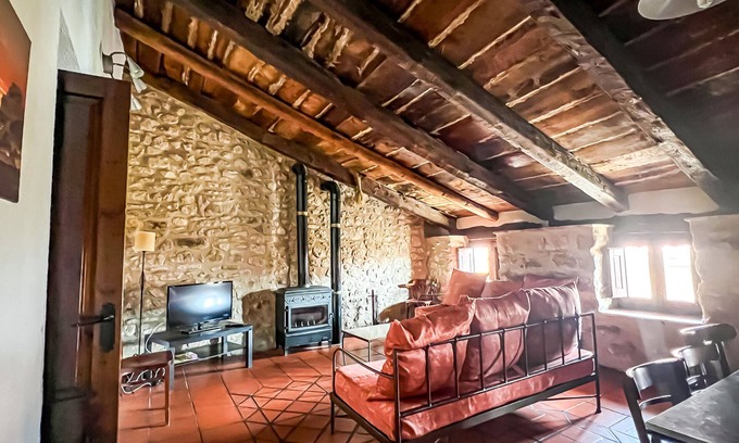 Chiva de Morella Apartment | La Fonda de Xiva - Castell