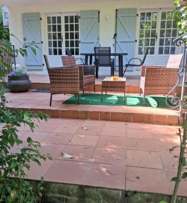 Hagetmau Apartment | La fontaine des Cagots