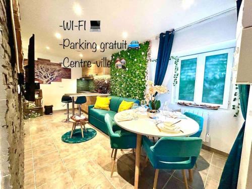 Pont-sur-Yonne Apartment | La forêt enchantée, centre ville