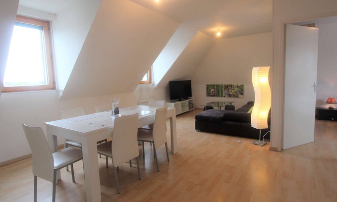 La Foret-Fouesnant Apartment | La Forêt-Fouesnant, apartment in the centre of the village, 5 minutes from the beach