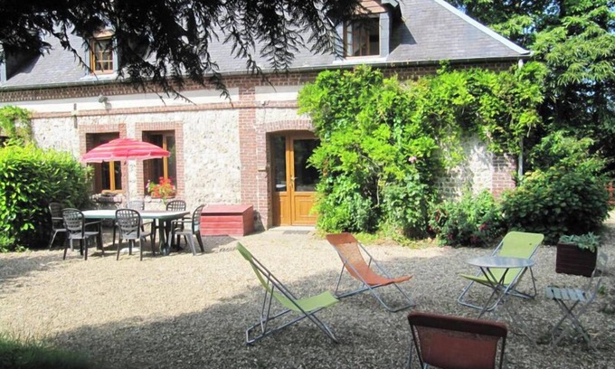 Villainville House | La Glycine - VILLAINVILLE