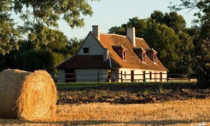 Saulnay House | La Grande Métairie Notz Marafin