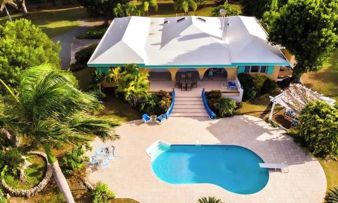 Bouvet Island House | La Grande Princesse Deja Blue