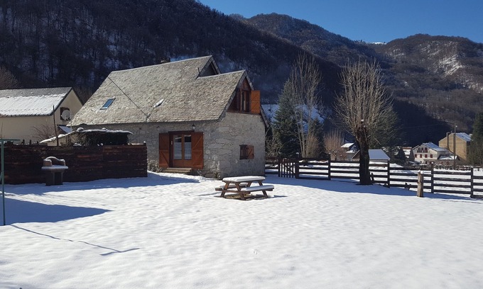 Aulus-les-Bains House | LA GRANGE DU MOULIN classified in 3 stars for 2 to 8 people