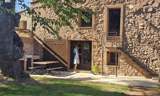 Cuers Apartment | La Grange du Vigneron 8 pers