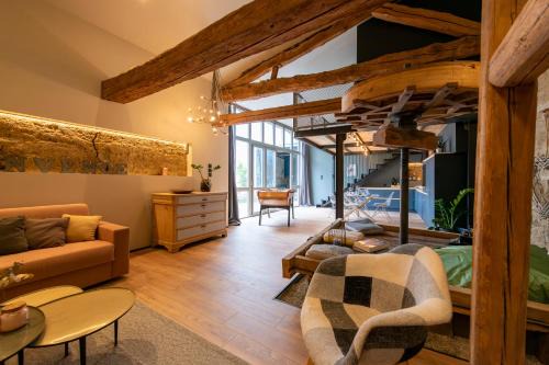 Vourles House | La grange moderne aux portes de Lyon