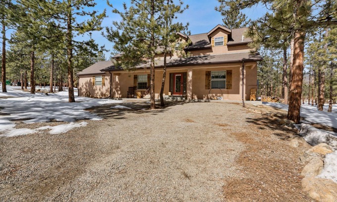 Buena Vista Cabin | La Hacienda BV: Family-friendly cabin nestled on 2 acres in the woods