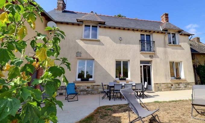 Betton House | La Haute Hardrouyère - BETTON