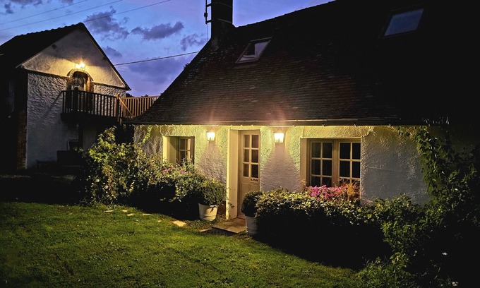 Marcilly-sur-Eure Cottage | La Heaulmière - Charming 3* air-conditioned gîte for 6 people, Normandy, 1 hour from Paris