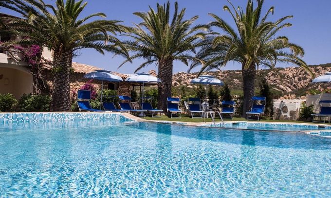 Baja Sardinia Hotel | La Jacia Hotel & Resort