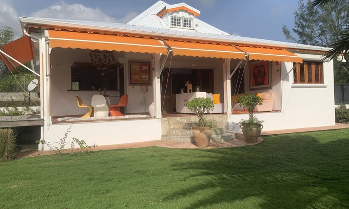 Goyave House | LA KAZ À Mabo le Souffle de vos Vacances
