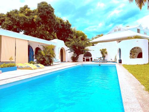 La Possession House | La Kaz Caleepso