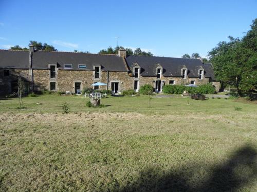 Ambon House | La longére du Lesty