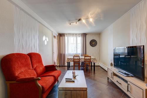 Chenove Apartment | La Lune - Appt avec balcon