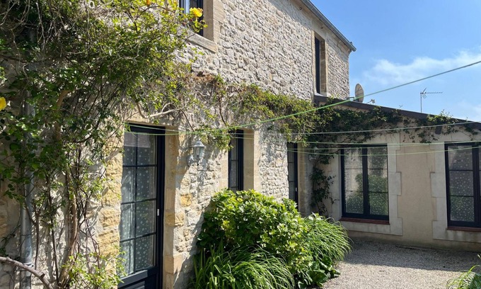 Port-en-Bessin-Huppain Apartment | La Maison de Port – a peaceful escape in a lively fishing village in Normandy