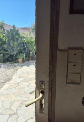 La Timone House | La maison aux arbres fruitiers