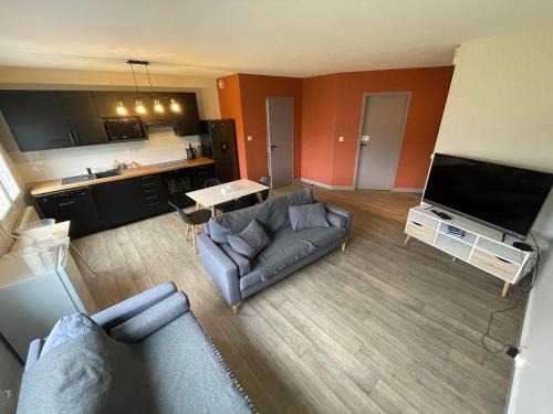 Gare-Jouvenet House | La maison Bridgerton -325