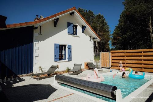 Saint-Julien-en-Born House | La Maison de Marie