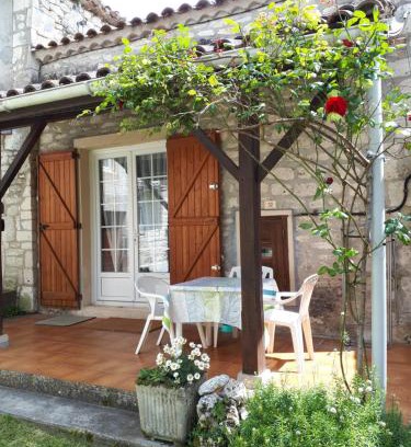 Lascabanes House | La maison de Juliette En haut