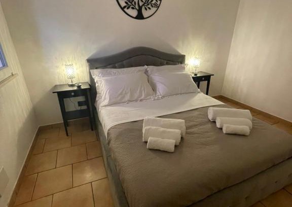 Elmas Bed & Breakfast | la Maison del Mas Family