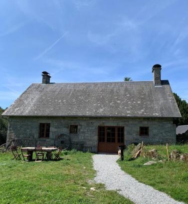 Chaumeil House | La maison des Florentins La Monédière