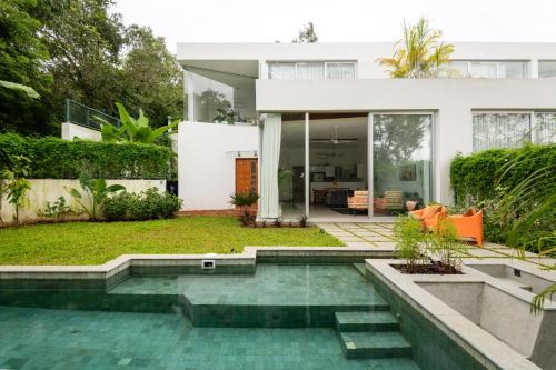 Vagator Villa | La Meira 3BHK Villas in Assagao with Private Pool, Garden, Caretaker, Kitchen & Security
