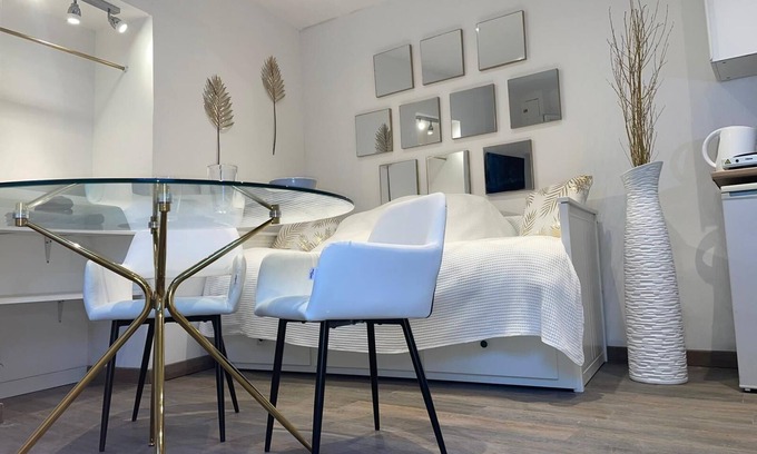 5th Arrondissement Apartment | La Palme d'Or - The ideal cocoon for a stay in Marseille