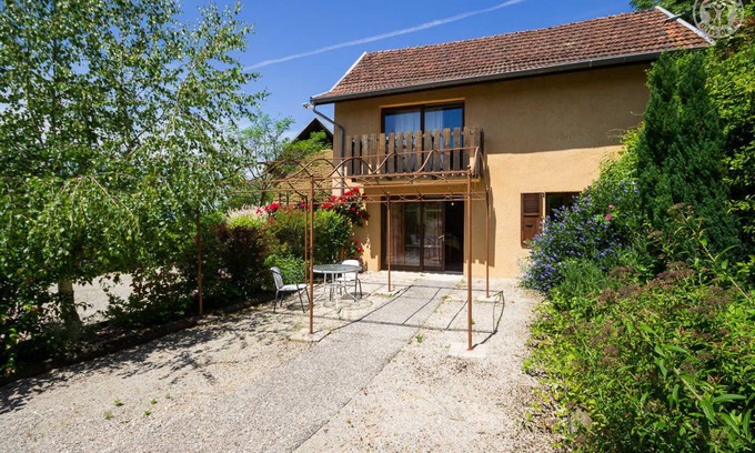 Saint-Genix-sur-Guiers House | LA Parenthese - St-genix-les-villages