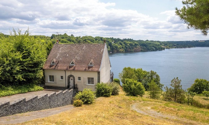Cuzion House | La Pause au Bord du Lac - Ponton privé - Baignade depuis le Ponton