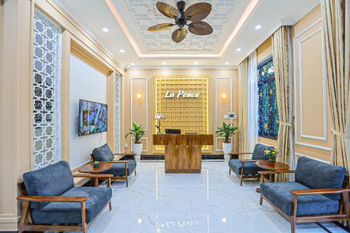 Hue House | La Peace Home