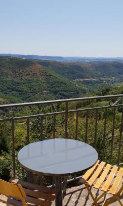 Castelnau-Pegayrols House | La Petite Maison des Artistes