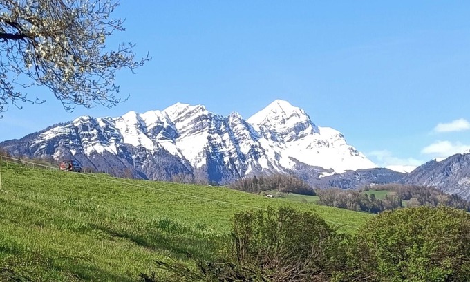 Thenesol Apartment | La Pierre - Location Vacances à la Campagne au Calme Idéale Pour Famille