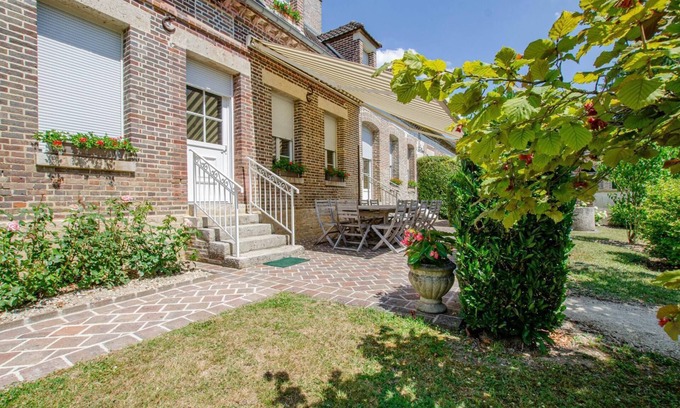 Chennegy House | La Pointe - CHENNEGY