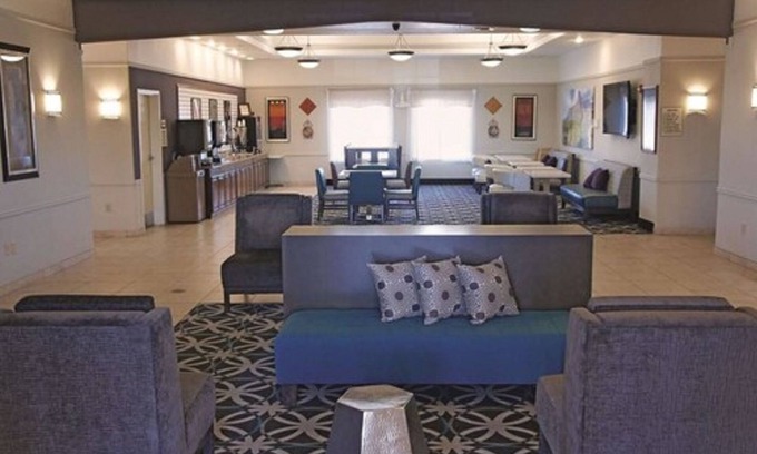 Brownwood Hotel | La Quinta Inn & Suites by Wyndham Brownwood