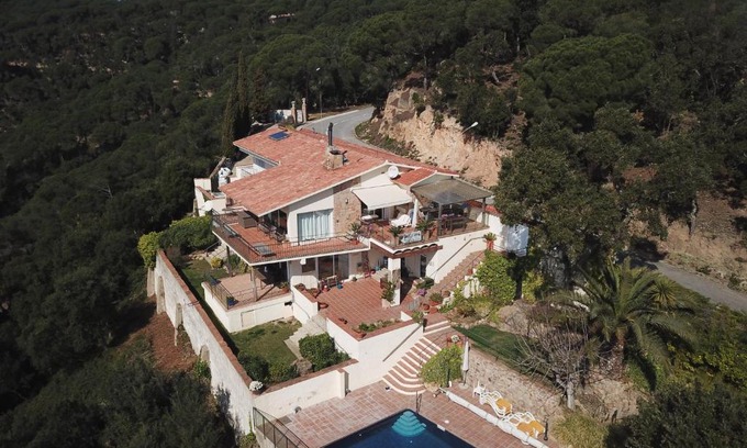 Tossa de Mar Bed & Breakfast | La Roqueta Hotel
