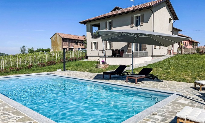 Costigliole d'Asti Apartment | La Rosa by Interhome