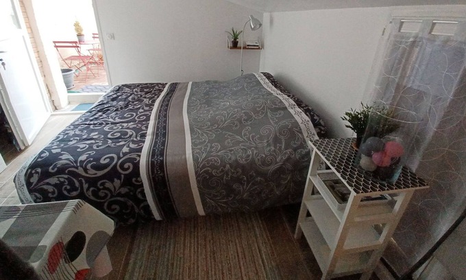 Chateau-Renault Apartment | La Sardinière - Proche Lieux Historiques