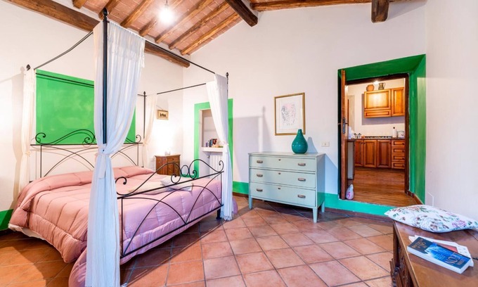 Siena Villa | La Scala house with garden in the old convent in Siena