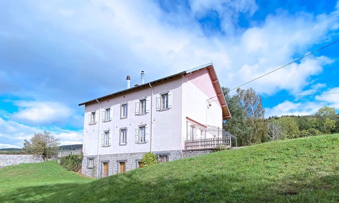 Plainfaing House | La Source: 2 stars Independent Cottage for 6/15 persons - disabled people access