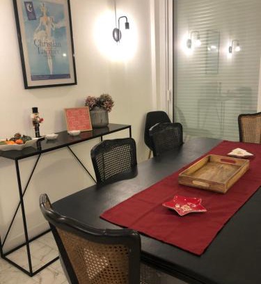 Yzeure House | La Suite 81