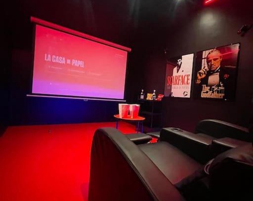 Melun Apartment | La Suite Casa Dé lové 2.0 jacuzzi & cinema privé