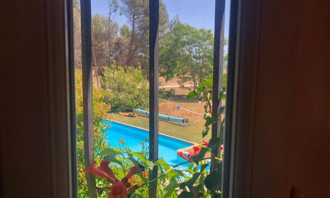 Ventabren House | La Tour- Pigeonnier Provençal - Mas des Sous Bois